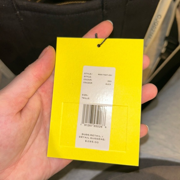 Marc Jacobs Black and Cream Tote Bag - Picture 6 of 9